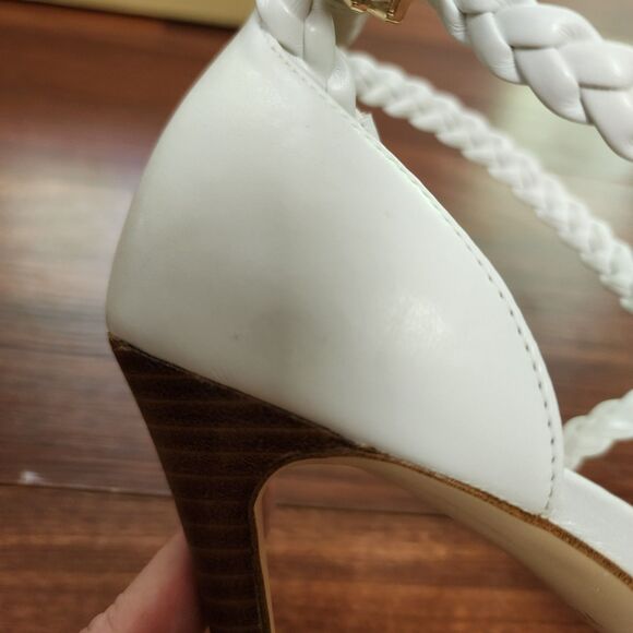 Michael Michael Kors White Astrid Wrapped Sandal 9.5 NIB - Picture 11 of 12
